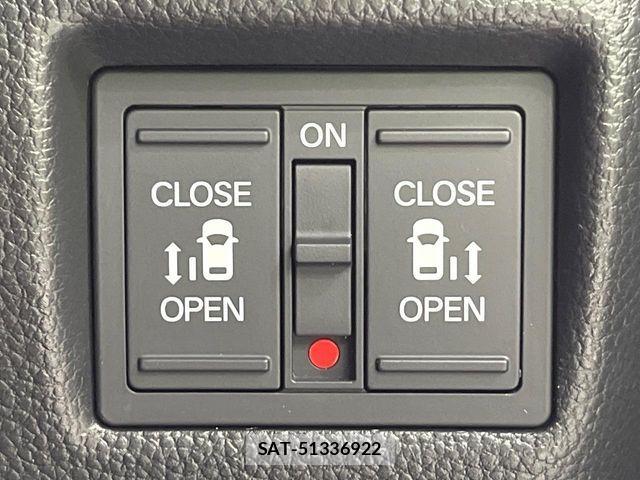 Honda N BOX CUSTOM 2021-05 8881131-5