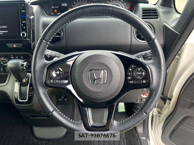 Honda N BOX CUSTOM 2022-08 8881104-10