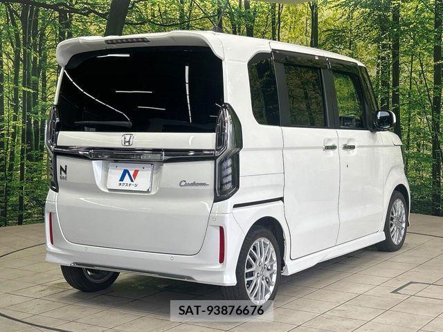 Honda N BOX CUSTOM 2022-08 8881104-16