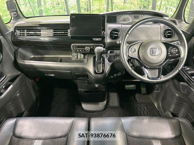 Honda N BOX CUSTOM 2022-08 8881104-1
