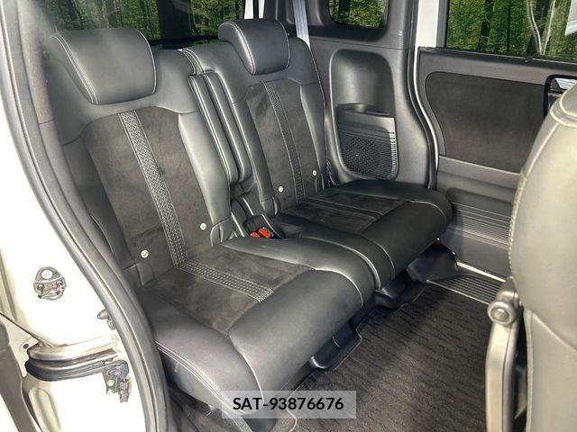 Honda N BOX CUSTOM 2022-08 8881104-8