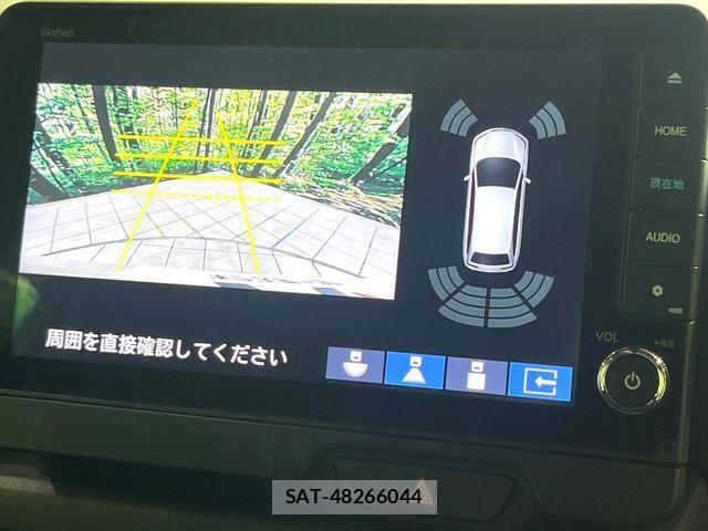 Honda N BOX CUSTOM 2023-10 8881085-3