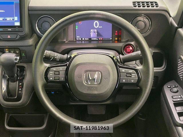 Honda N BOX CUSTOM 2024-03 8881087-10