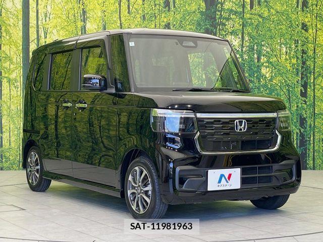 Honda N BOX CUSTOM 2024-03 8881087-15