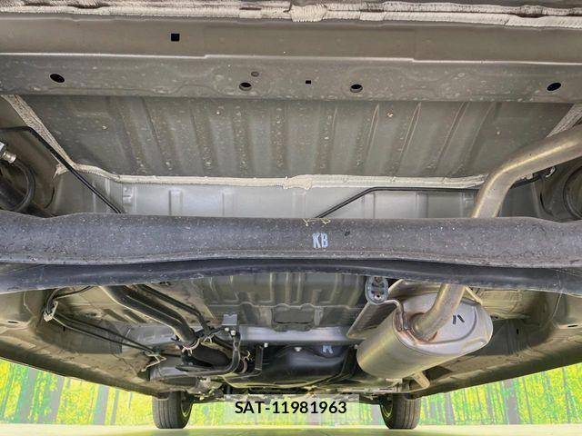 Honda N BOX CUSTOM 2024-03 8881087-18