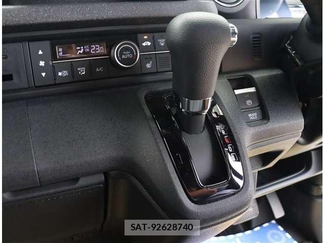Honda N BOX CUSTOM 2024-12 8881079-9