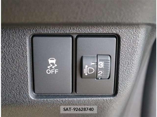 Honda N BOX CUSTOM 2024-12 8881079-14