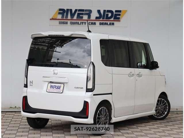 Honda N BOX CUSTOM 2024-12 8881079-2