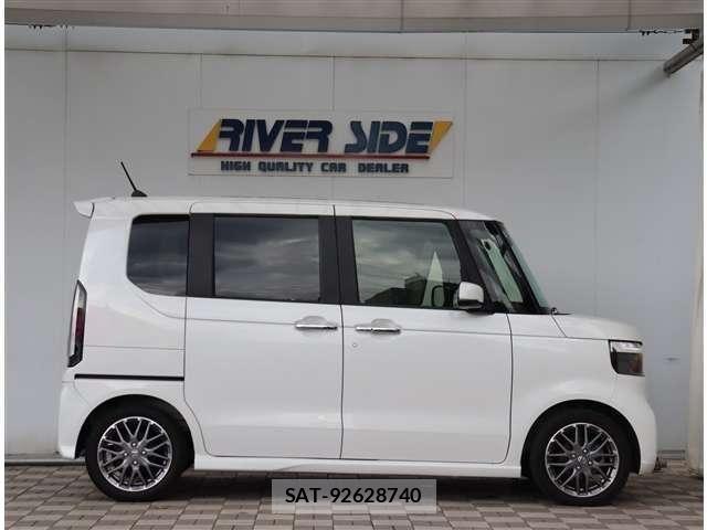 Honda N BOX CUSTOM 2024-12 8881079-3