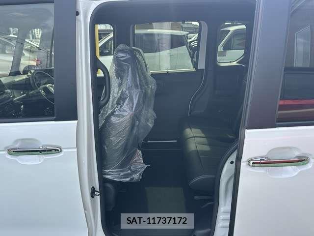 Honda N BOX CUSTOM 2026-07 8881083-5