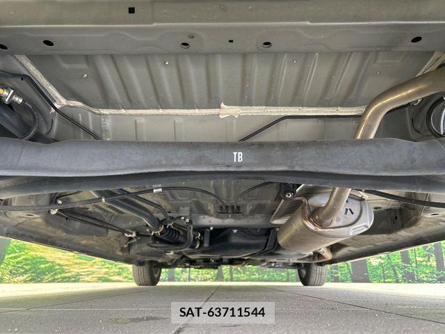 Honda N BOX CUSTOM 2021-10 8881130-17