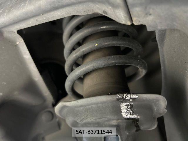 Honda N BOX CUSTOM 2021-10 8881130-18