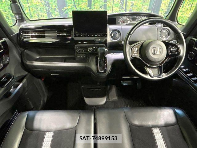 Honda N BOX CUSTOM 2021-03 8881097-1