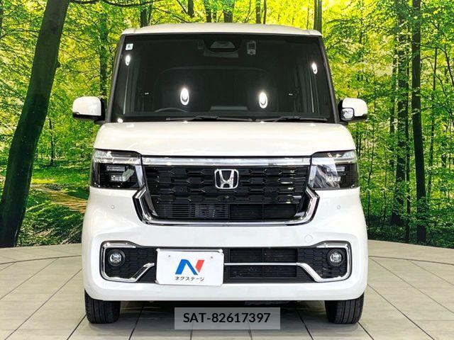 Honda N BOX CUSTOM 2024-06 8881094-13