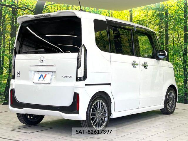 Honda N BOX CUSTOM 2024-06 8881094-16