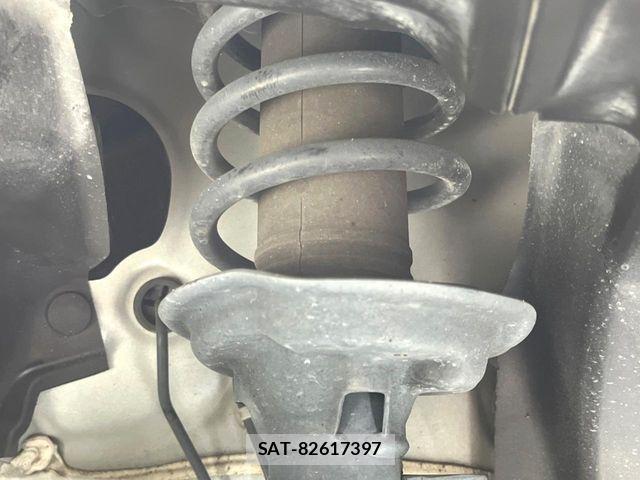 Honda N BOX CUSTOM 2024-06 8881094-19
