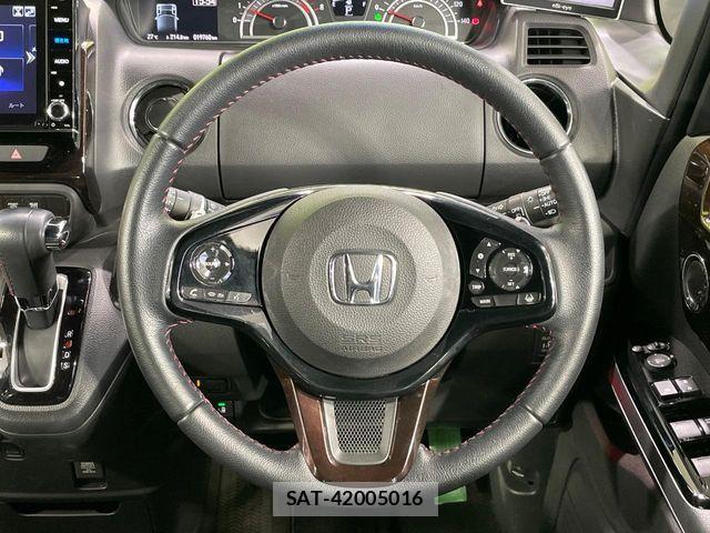 Honda N BOX CUSTOM 2022-02 8881088-10