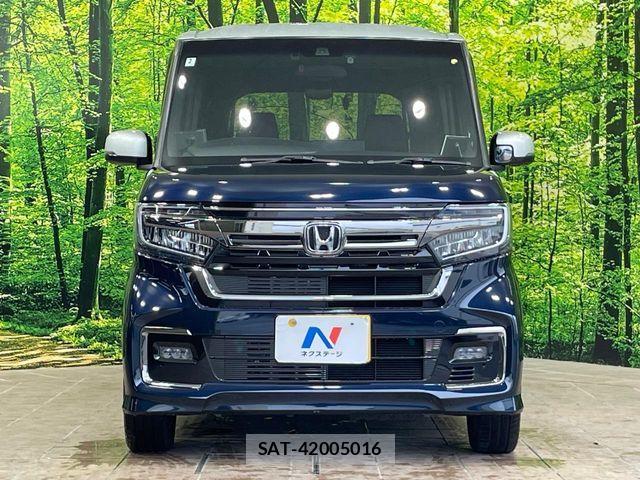 Honda N BOX CUSTOM 2022-02 8881088-13