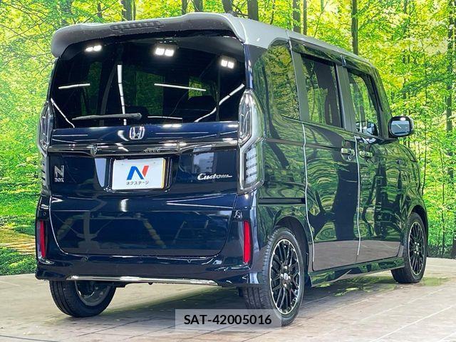 Honda N BOX CUSTOM 2022-02 8881088-16