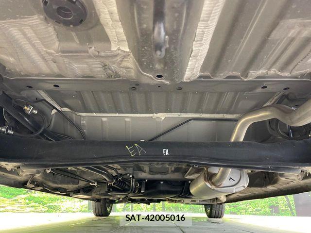 Honda N BOX CUSTOM 2022-02 8881088-18