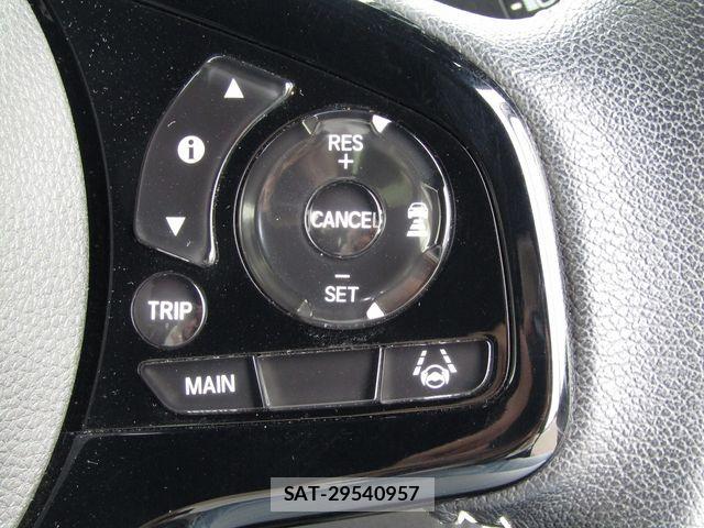 Honda N BOX CUSTOM 2022-11 8881107-14