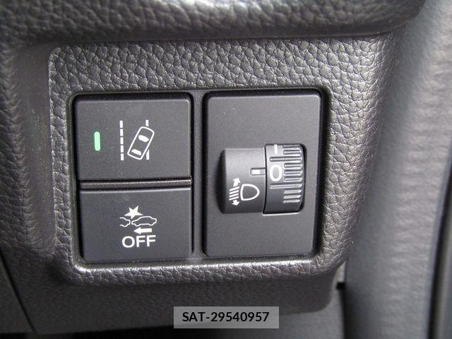 Honda N BOX CUSTOM 2022-11 8881107-24