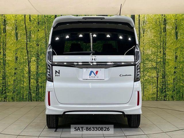 Honda N BOX CUSTOM 2019-02 8881126-14