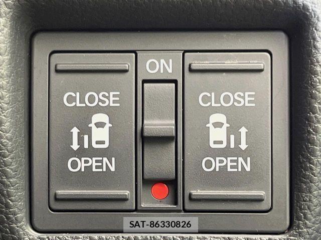 Honda N BOX CUSTOM 2019-02 8881126-6