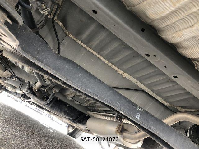 Honda N BOX CUSTOM 2023-11 8881096-11
