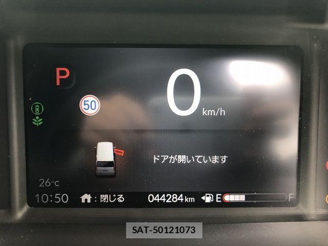 Honda N BOX CUSTOM 2023-11 8881096-19