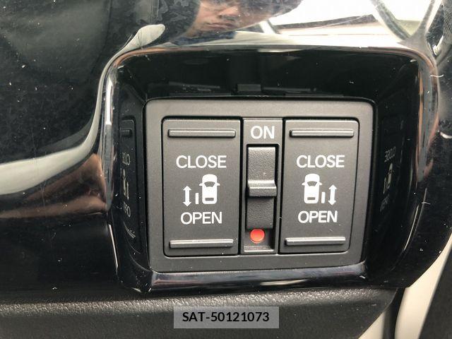 Honda N BOX CUSTOM 2023-11 8881096-20