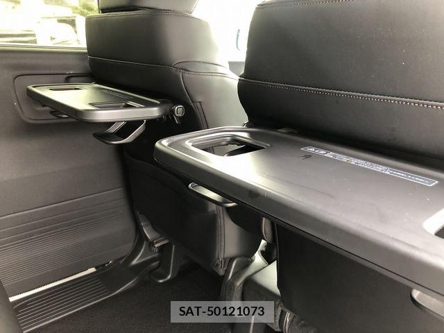 Honda N BOX CUSTOM 2023-11 8881096-29
