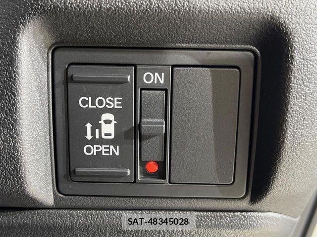 Honda N BOX CUSTOM 2025-08 8881091-5