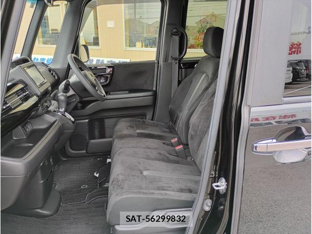 Honda N BOX CUSTOM 2021-05 8881140-12