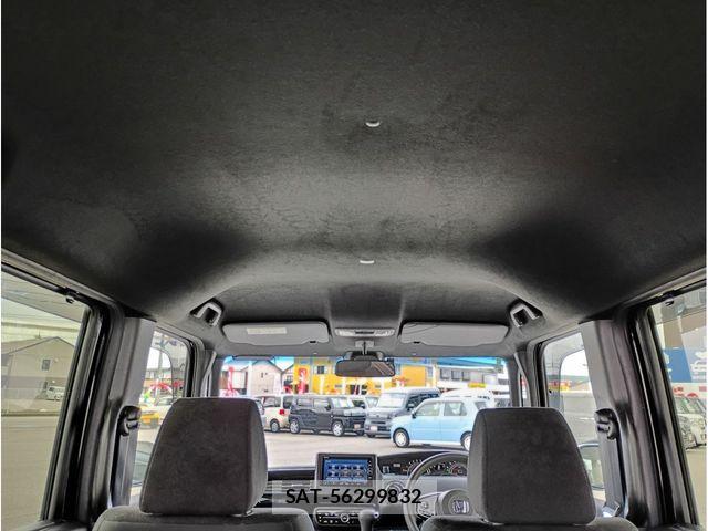 Honda N BOX CUSTOM 2021-05 8881140-17