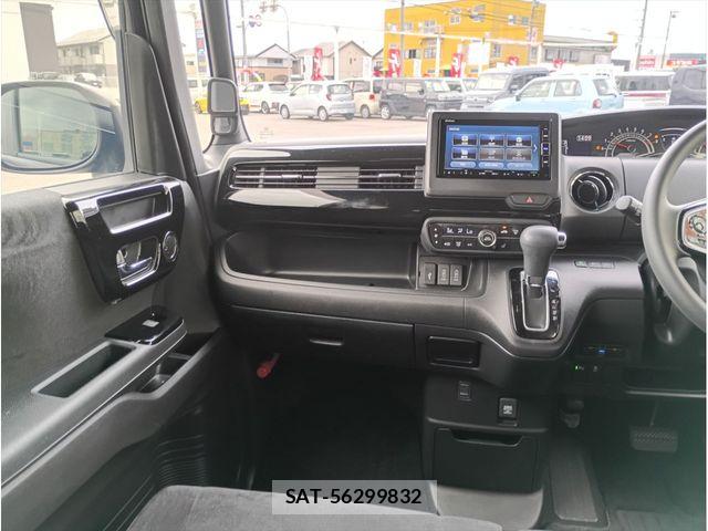 Honda N BOX CUSTOM 2021-05 8881140-18