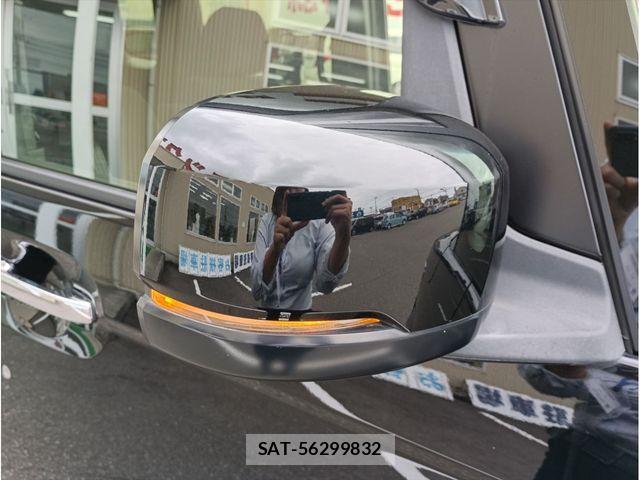 Honda N BOX CUSTOM 2021-05 8881140-5