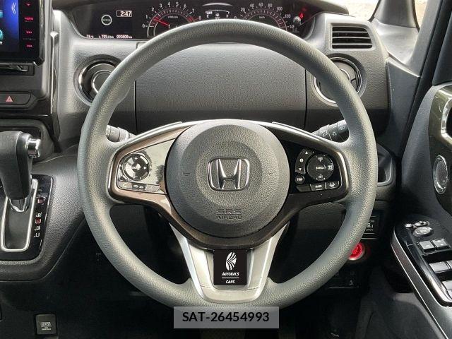 Honda N BOX CUSTOM 2018-03 8881145-16