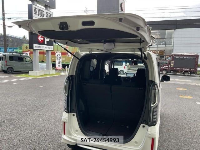 Honda N BOX CUSTOM 2018-03 8881145-23