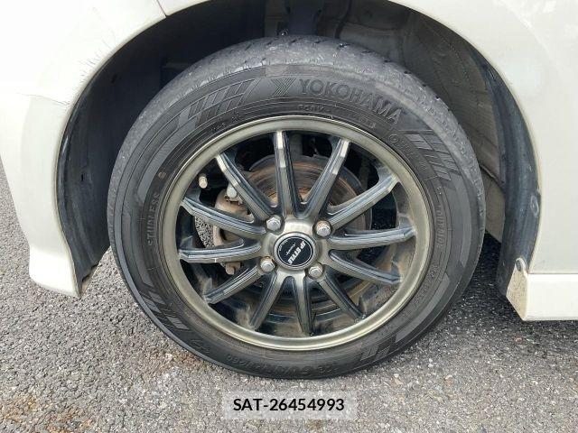 Honda N BOX CUSTOM 2018-03 8881145-24