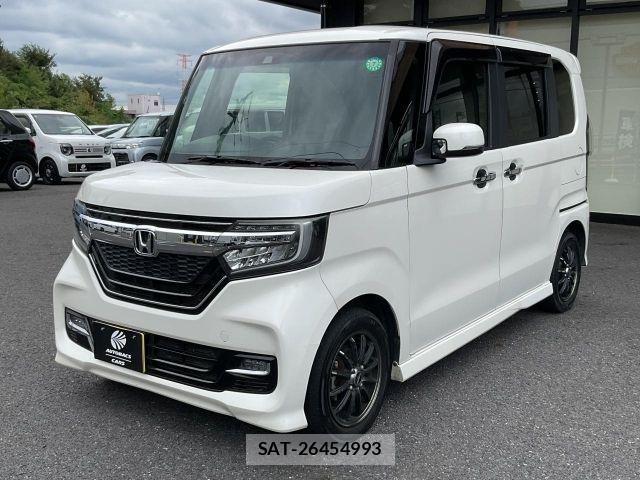 Honda N BOX CUSTOM 2018-03 8881145-8