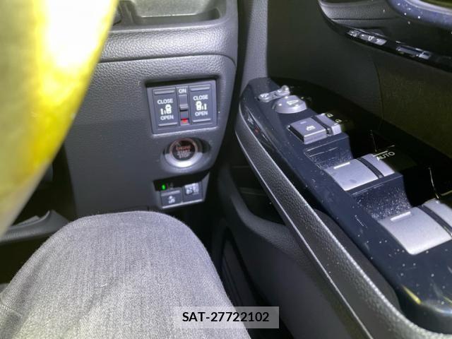 Honda N BOX CUSTOM 2022-04 8881098-11