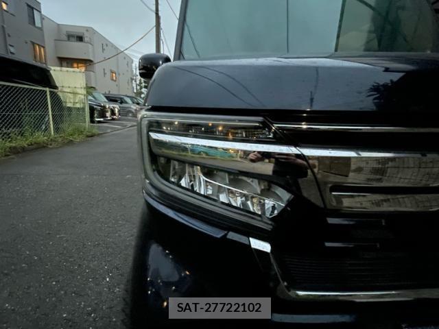 Honda N BOX CUSTOM 2022-04 8881098-2