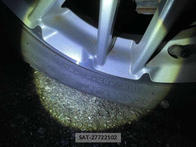 Honda N BOX CUSTOM 2022-04 8881098-4