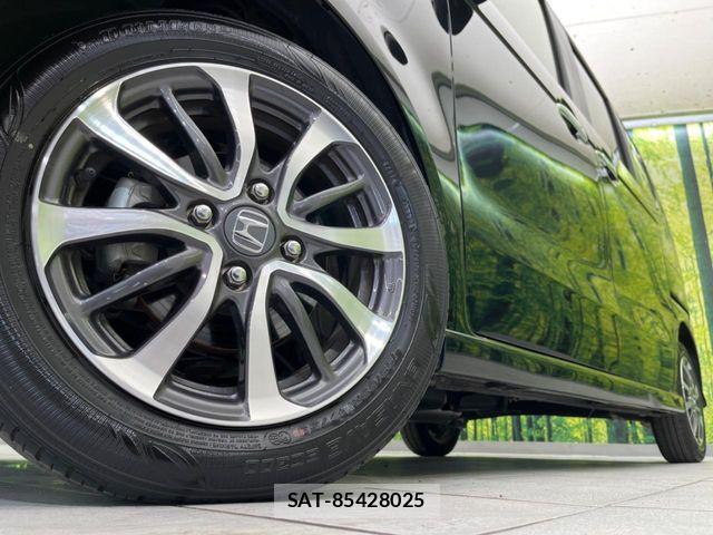Honda N BOX CUSTOM 2024-05 8881101-12