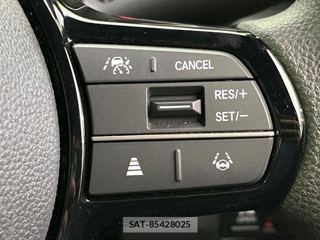 Honda N BOX CUSTOM 2024-05 8881101-5