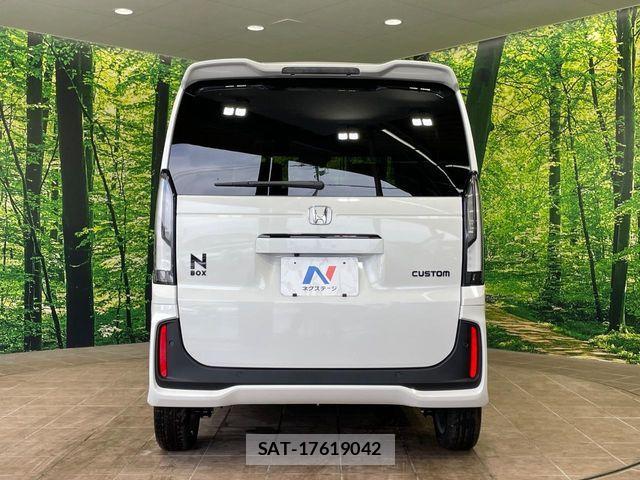 Honda N BOX CUSTOM 2026-08 8881081-14