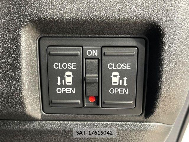 Honda N BOX CUSTOM 2026-08 8881081-2