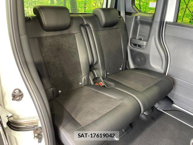 Honda N BOX CUSTOM 2026-08 8881081-8