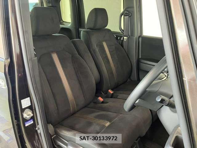 Honda N BOX CUSTOM 2018-10 8881152-11